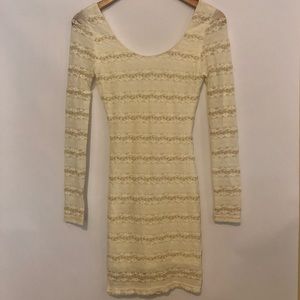 White lace long sleeve dress